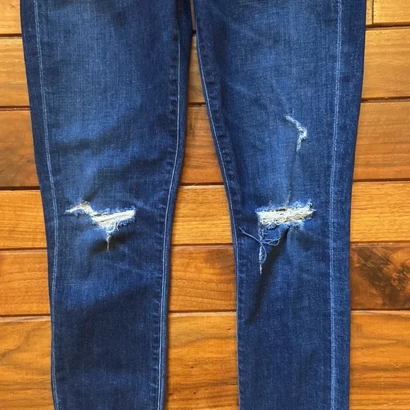 Citizens of Humanity Distressed Rocket High Rise Skinny Jeans 24 - Picture 4 of 16